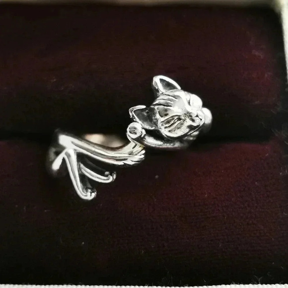 Jewelry - 925 sleepy  cat ring